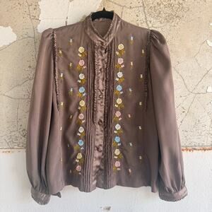 Vtg 80s Top Embroidered Button Up Brown Latte Ruffle Collared Blouse Womens